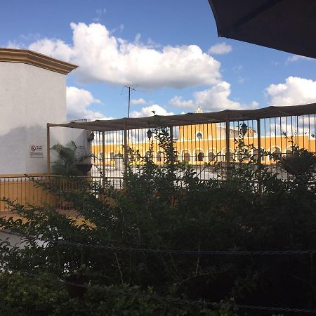 Hotel San Miguel Arcangel Izamal Exteriör bild