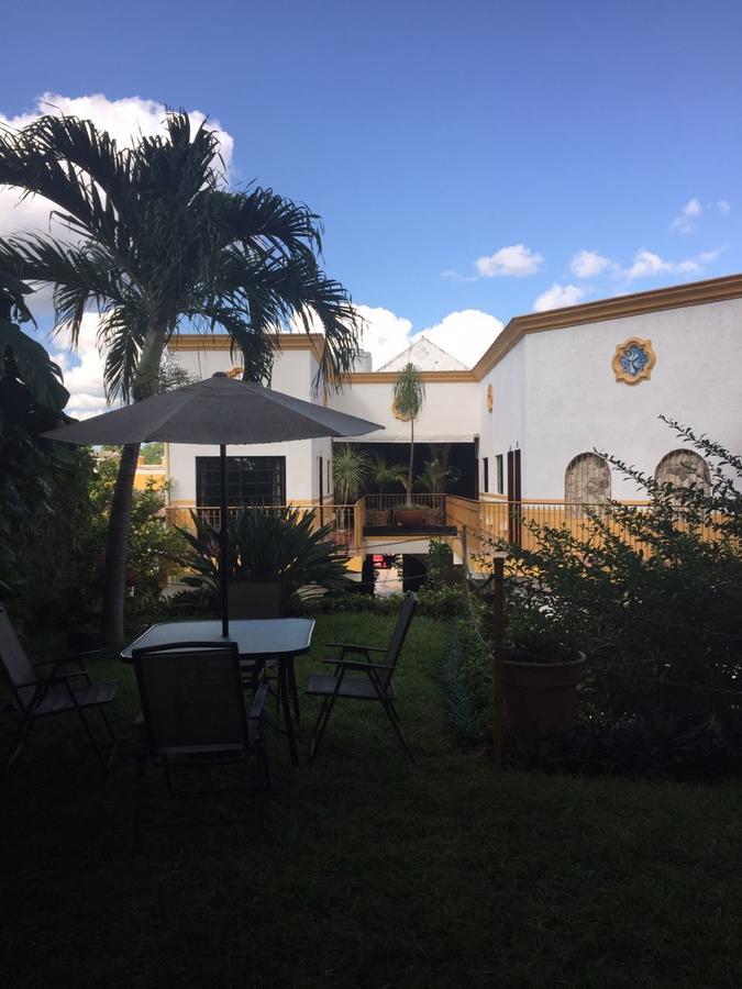 Hotel San Miguel Arcangel Izamal Exteriör bild