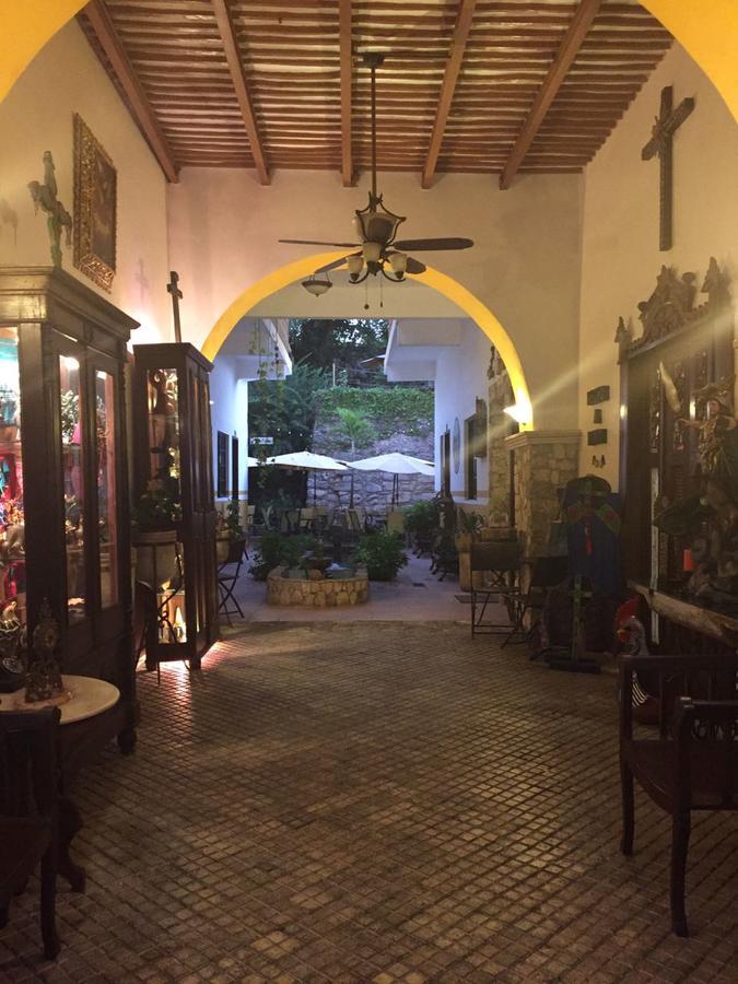 Hotel San Miguel Arcangel Izamal Exteriör bild