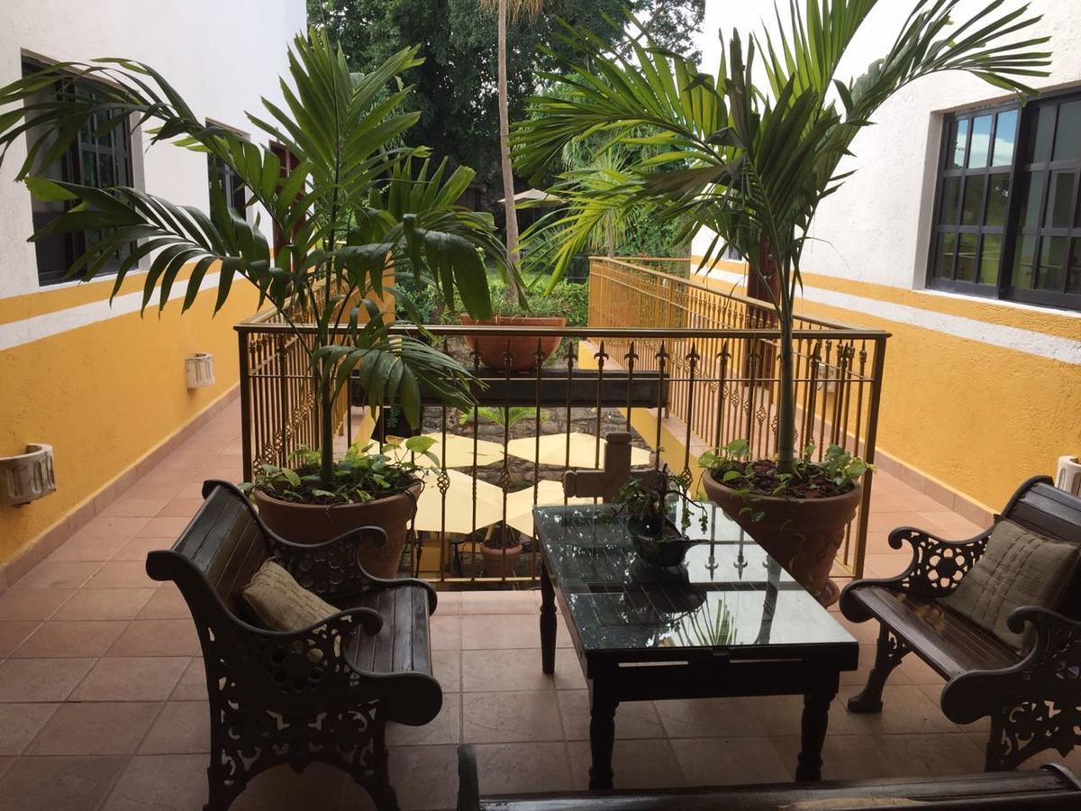 Hotel San Miguel Arcangel Izamal Exteriör bild