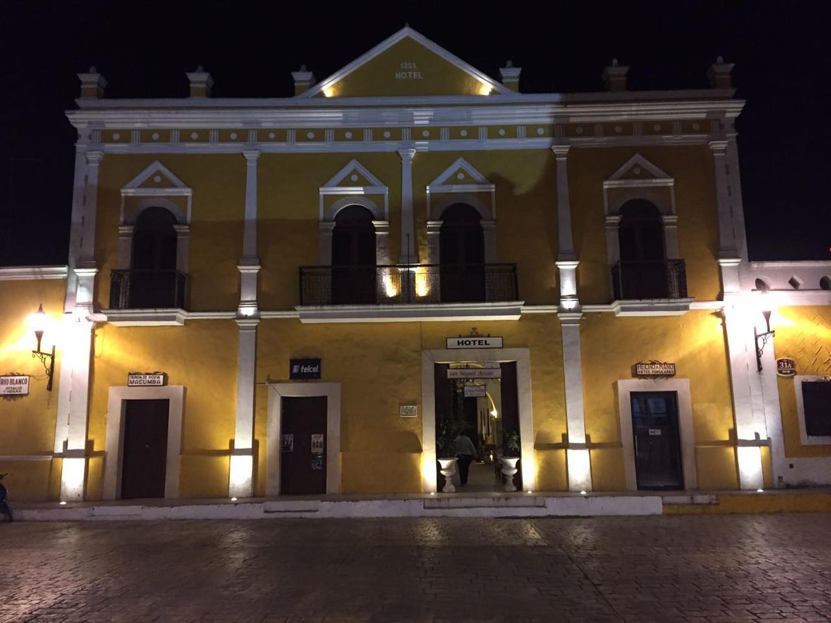 Hotel San Miguel Arcangel Izamal Exteriör bild
