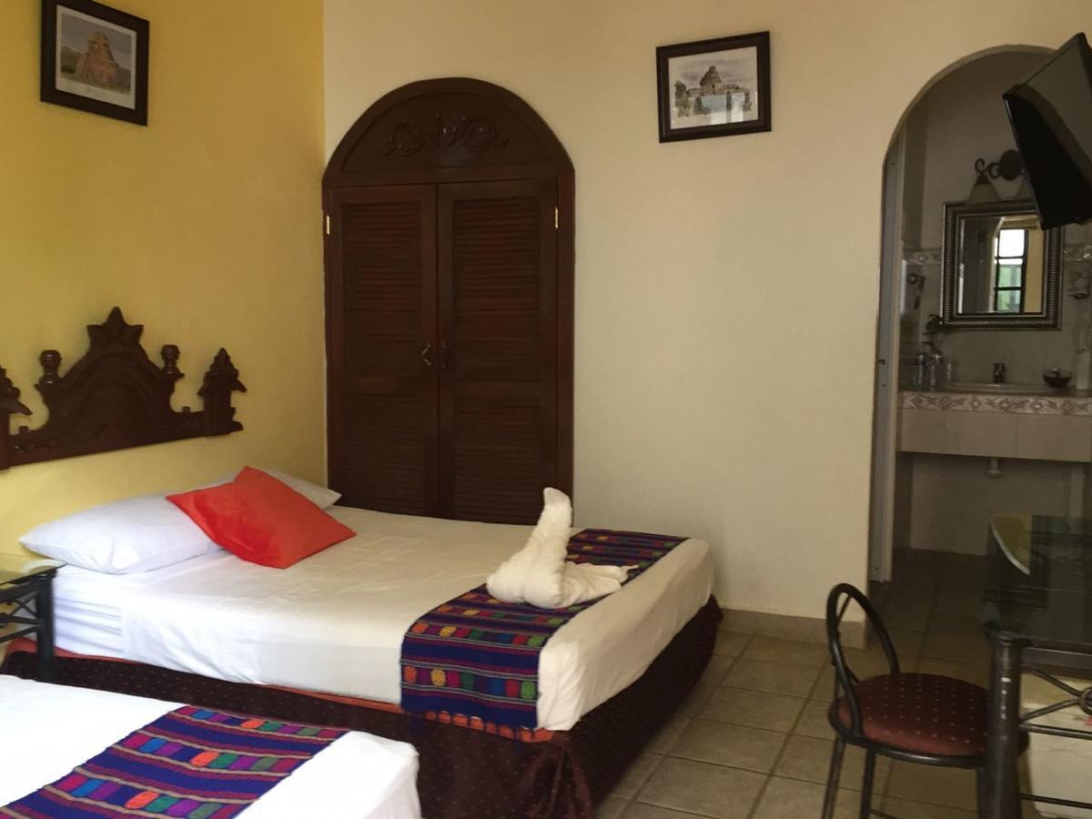 Hotel San Miguel Arcangel Izamal Exteriör bild